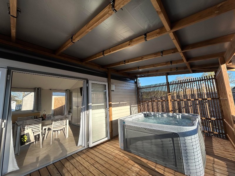 Mobil-home 2 chambres avec spa privatif